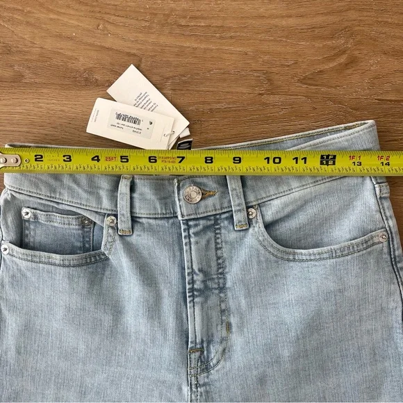 SPANX ReDefine Slim Straight Jeans Turner Wash Light Blue Denim Size 8 NWT - Picture 8 of 11